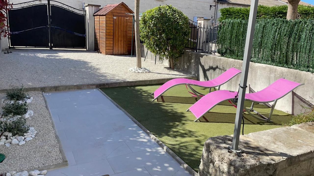 Maison Tendance Avec Jardin, Centre Village, Alpilles, Familles Eyragues Eksteriør billede